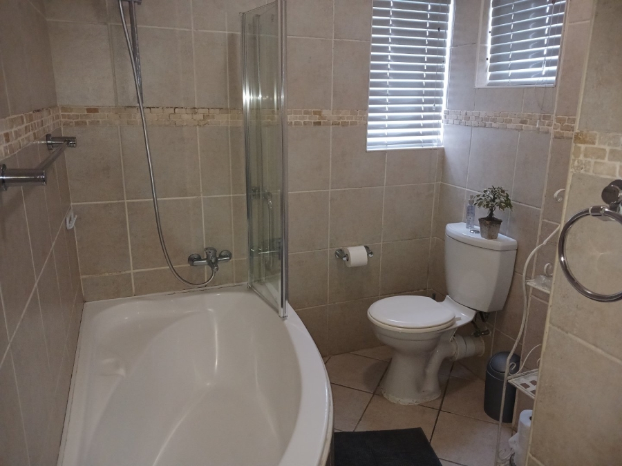 3 Bedroom Property for Sale in Reebok Western Cape